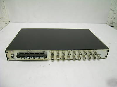 Pelco ^ VS5008 sequential switcher 8 alarm in x 2 out