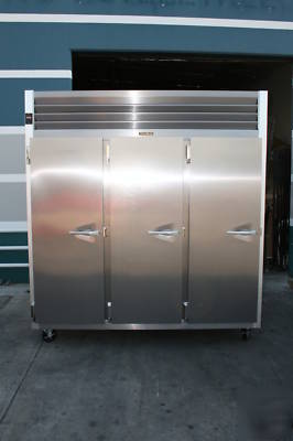 Traulsen 3 door reach in freezer - super nice 