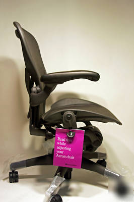 Herman miller aeron fully loaded black posturefit a '09