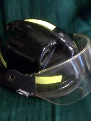 New pacific F3CTK/2 fire helmet nfpa 1971/2000