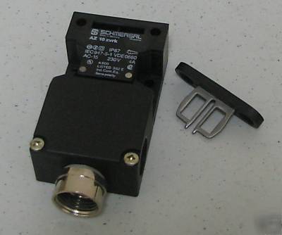 New schmersal safety interlock switch az 16ZVRK B1 key 