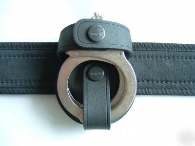New tech-police handcuff duty belt holder ( -never used)