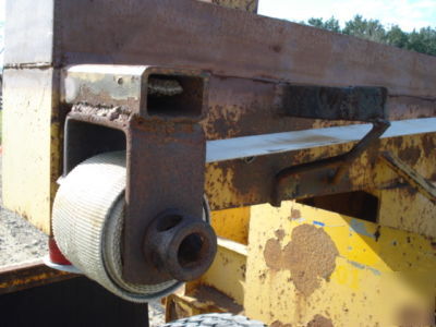 Semi sized utility pole & pipe trailer, good condition
