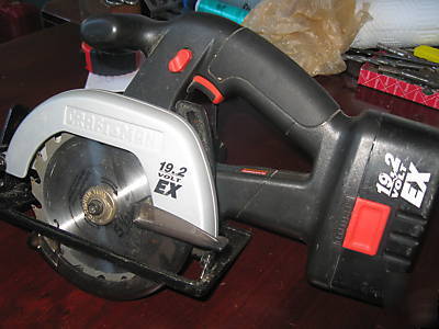 Nice craftsman circular saw/drill/light combination kit