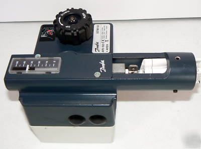 New danfoss amv 523 / 027B0123 actuator w amek module 