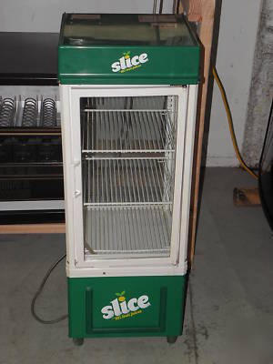 Table / counter top reach in cooler w 30 day warranty