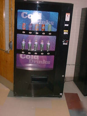  vendo 721 live display beverage soda vending machine