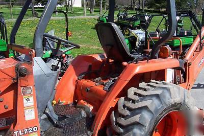 Kubota L35 tractor loader backhoe