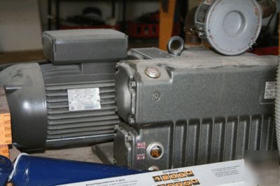 Axyz millenium table top cnc router