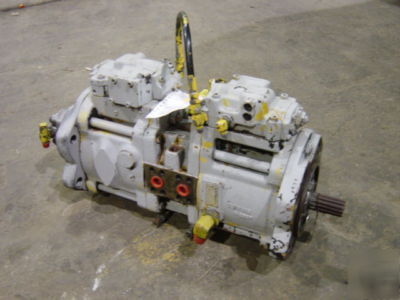 Kobelco SK200LC iii main hydraulic pump