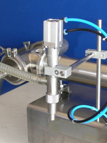 Liquid filler / filling machine - apolo fp-1000