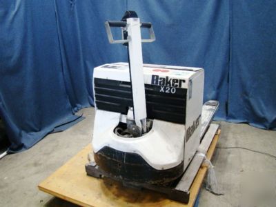 Baker electric pallet jack