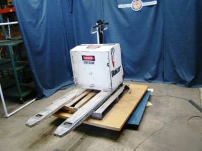 Baker electric pallet jack