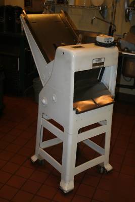 Oliver bread slicer 797 (gravity feed) 