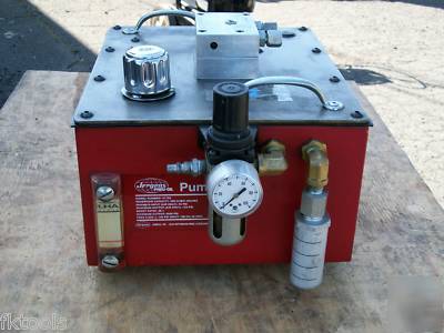 Jergens 61755 air powered hydraulic pump air over water