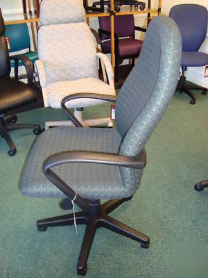 Altura executive chair by united - 68% off list