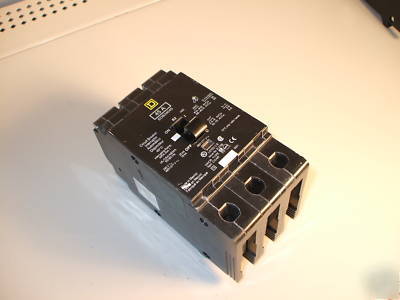 EDB34045 square d circuit breaker. excellent condition