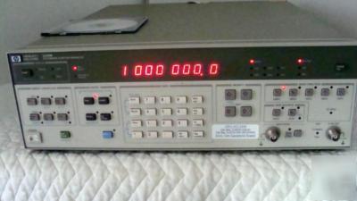 Hp agilent 3325B synthesizer/function generator w/opts