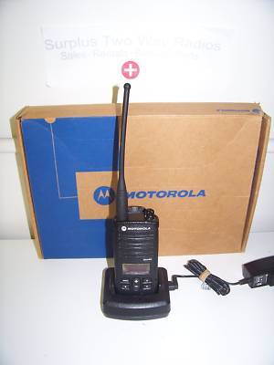 Motorola rdx RDU4160D business radios 4 watt 16CH xtn 
