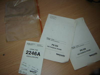 Tektronix 2246A 100 mhz oscilloscope/ probes / extra's