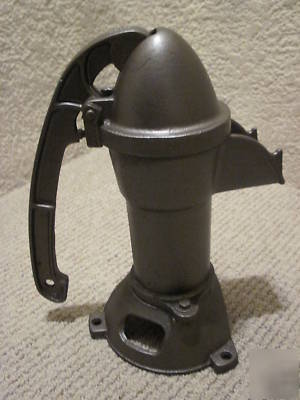 Vintage cast iron hand water pump well bullet shaped