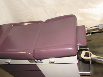 Umf model 5140 exam table