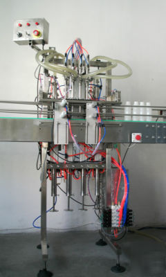 4 head auto piston filler filling machine with conveyer