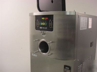 Taylor soft serve machine model C707-27 single flavor