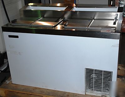 Master-bilt ice cream dipping cabinet model flr-80