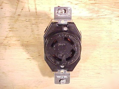 10 leviton L18-30 locking receptacles 30A 120/208V 3Ã¸y