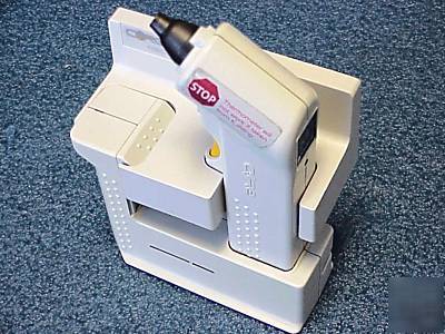 Ivac core check 2090 tympanic thermometer + base 2090A