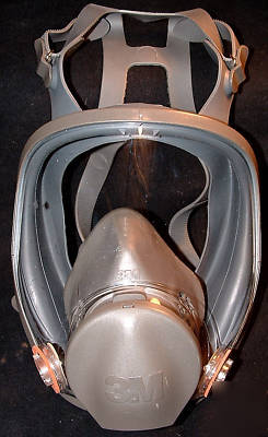 3M 6900 large full face respirator mask excellent cond