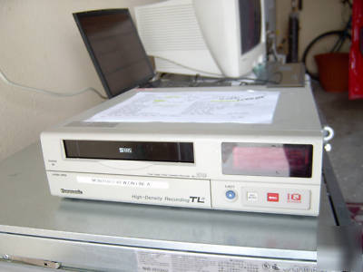 S-vhs vcr security camera activated panasonic ag-6740P 