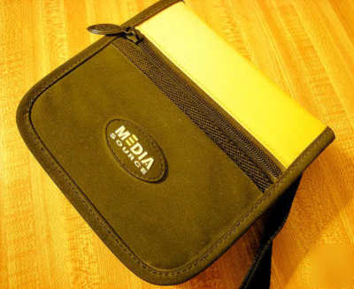 Soft cd carrying case - mint 