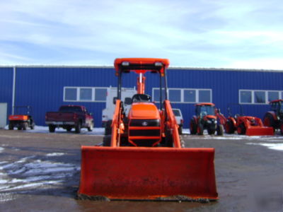 2007 kubota L39 tractor loader backhoe