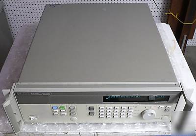 Hp 83712A synthesized cw generator 10 mhz-20 ghz *sale*