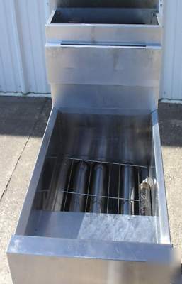 Used dean 40 lb. natural gas deep fryer SR42GNS