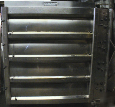 Lucks 4-deck oven