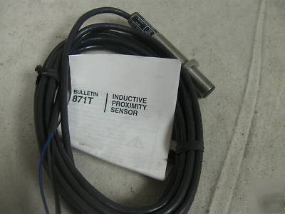New 871T-L2A12 allen bradley proximity switch in box