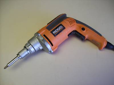 Ridgid R6000 drywall screw gun w/reverse no 