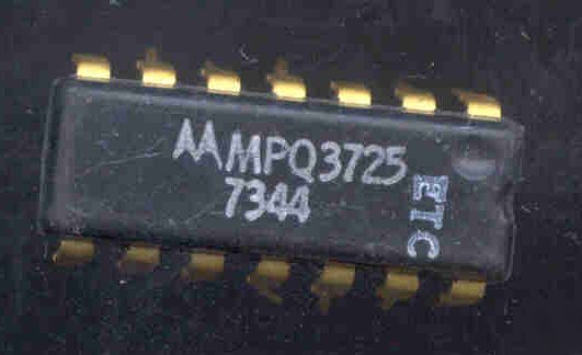 Motorola MPQ3725 quad transistors ic gold pins