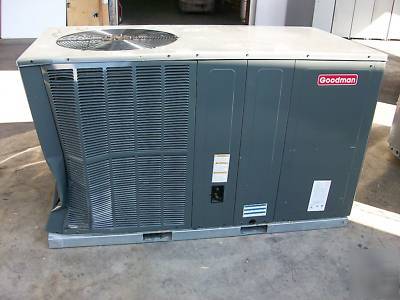 Heat pump / ac unit - goodman 5-ton model GPC1360H21AC