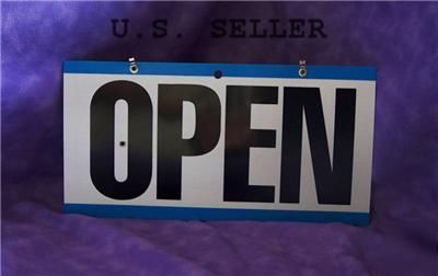 Store open / closed sign with clock hands and chain
