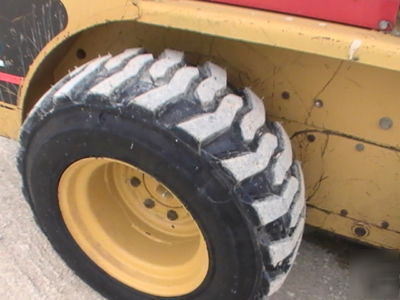 2003 caterpillar 242 skid steer loader