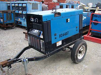 2005 miller 300 amp diesel welder 10KW generator cc/cv