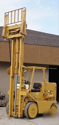 Windham 6000 lb tri-mast forklift diesel