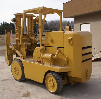 Windham 6000 lb tri-mast forklift diesel