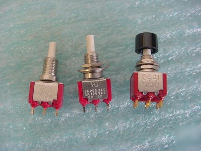 C & k 8161SHZQE2 & c & k 8221 round plunger switch