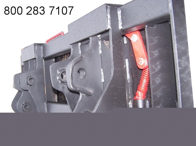 Quick attach adapter single pin mustang to skid-steer