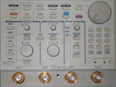 Tektronix TDS520B 500 mhz 4CH 1GS/s oscilloscope